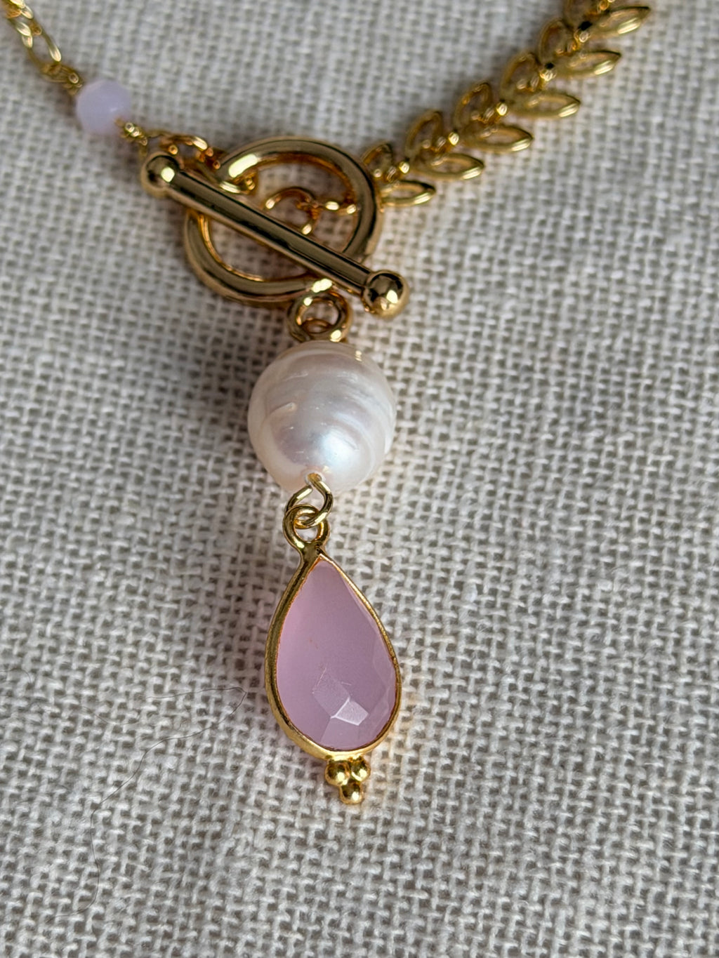 Vénus-ketting met rozenkwarts en zoetwaterparel
