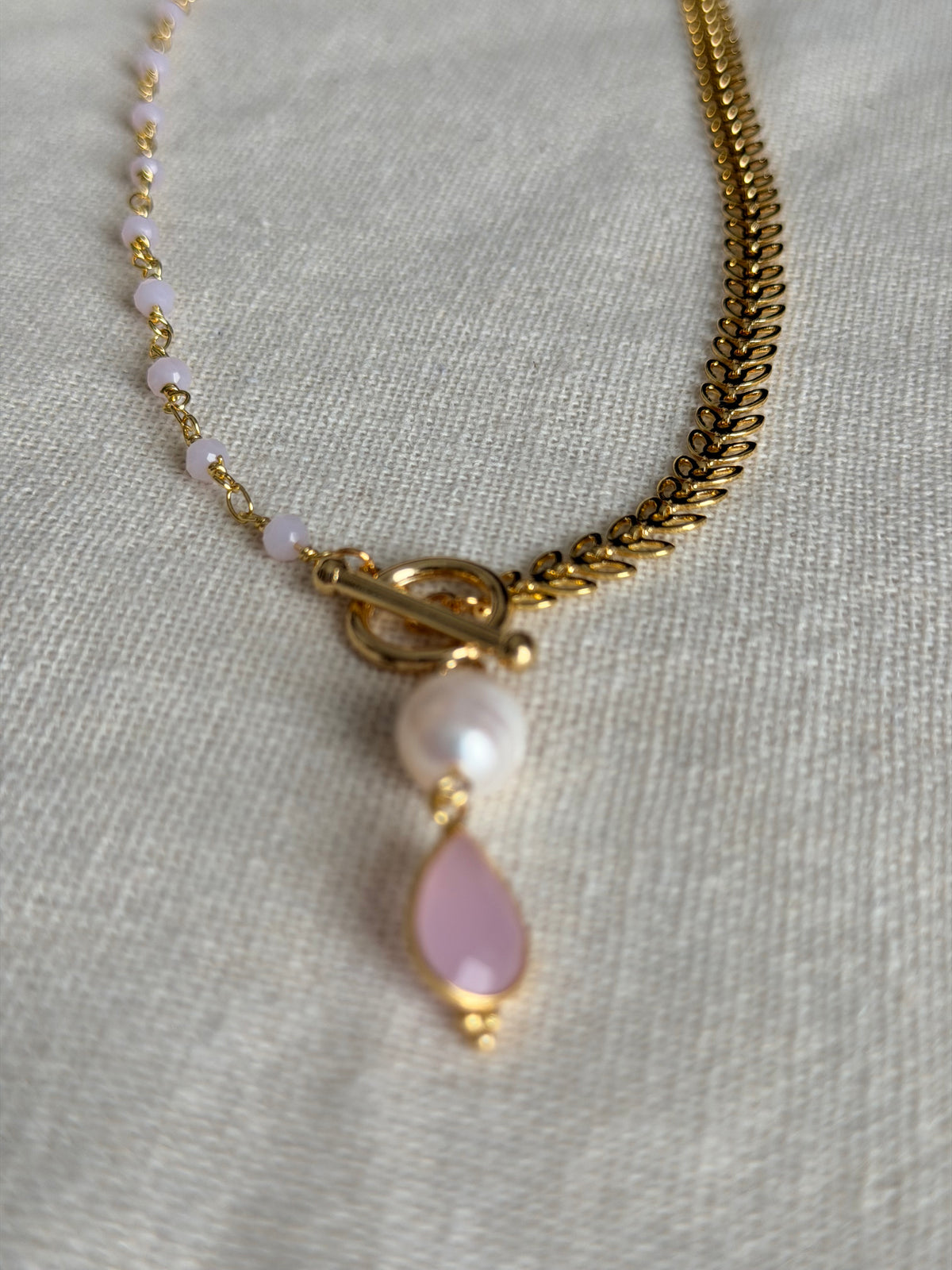 Vénus-ketting met rozenkwarts en zoetwaterparel