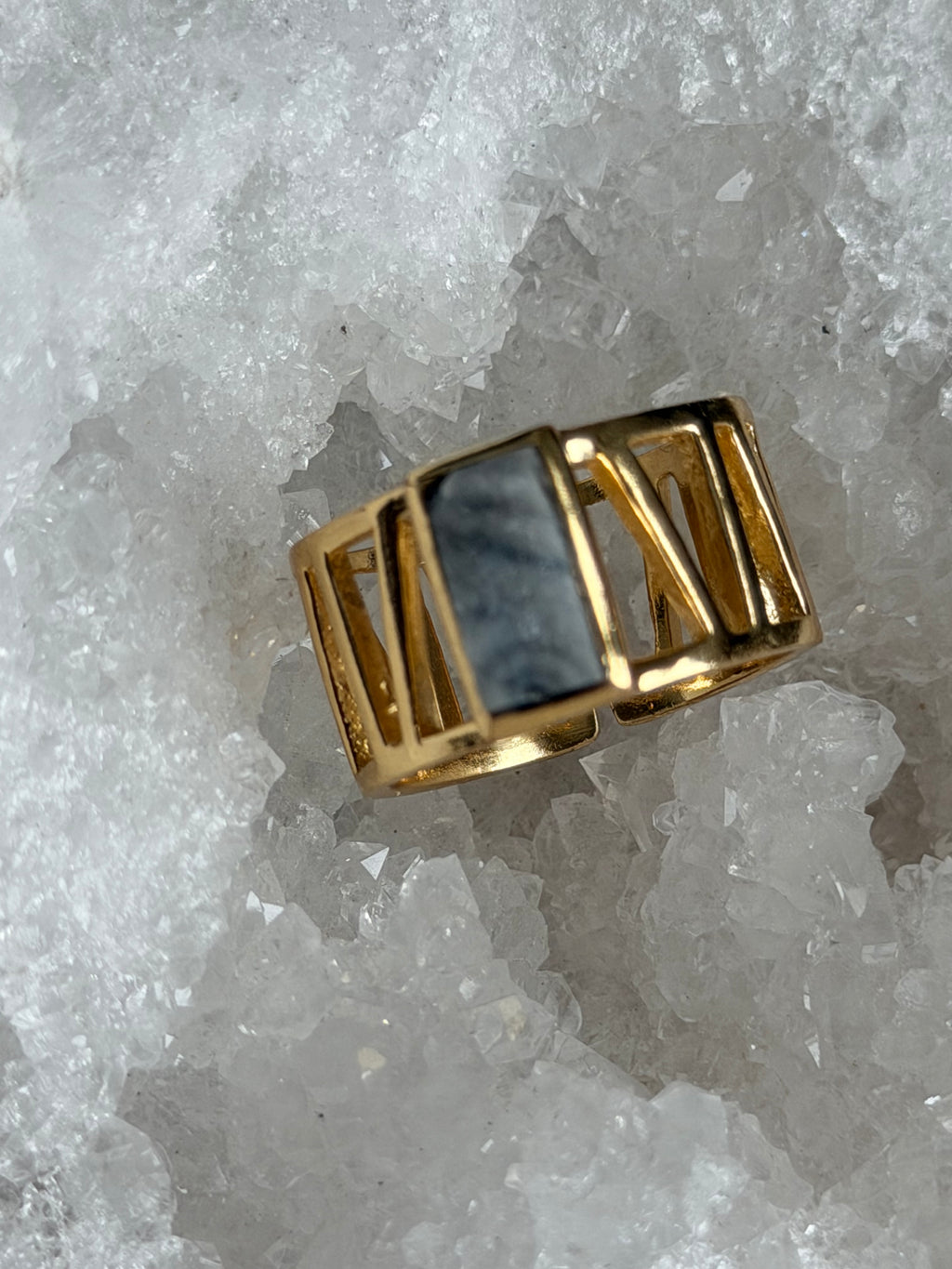 French Baguette-ring met Desert Drusy