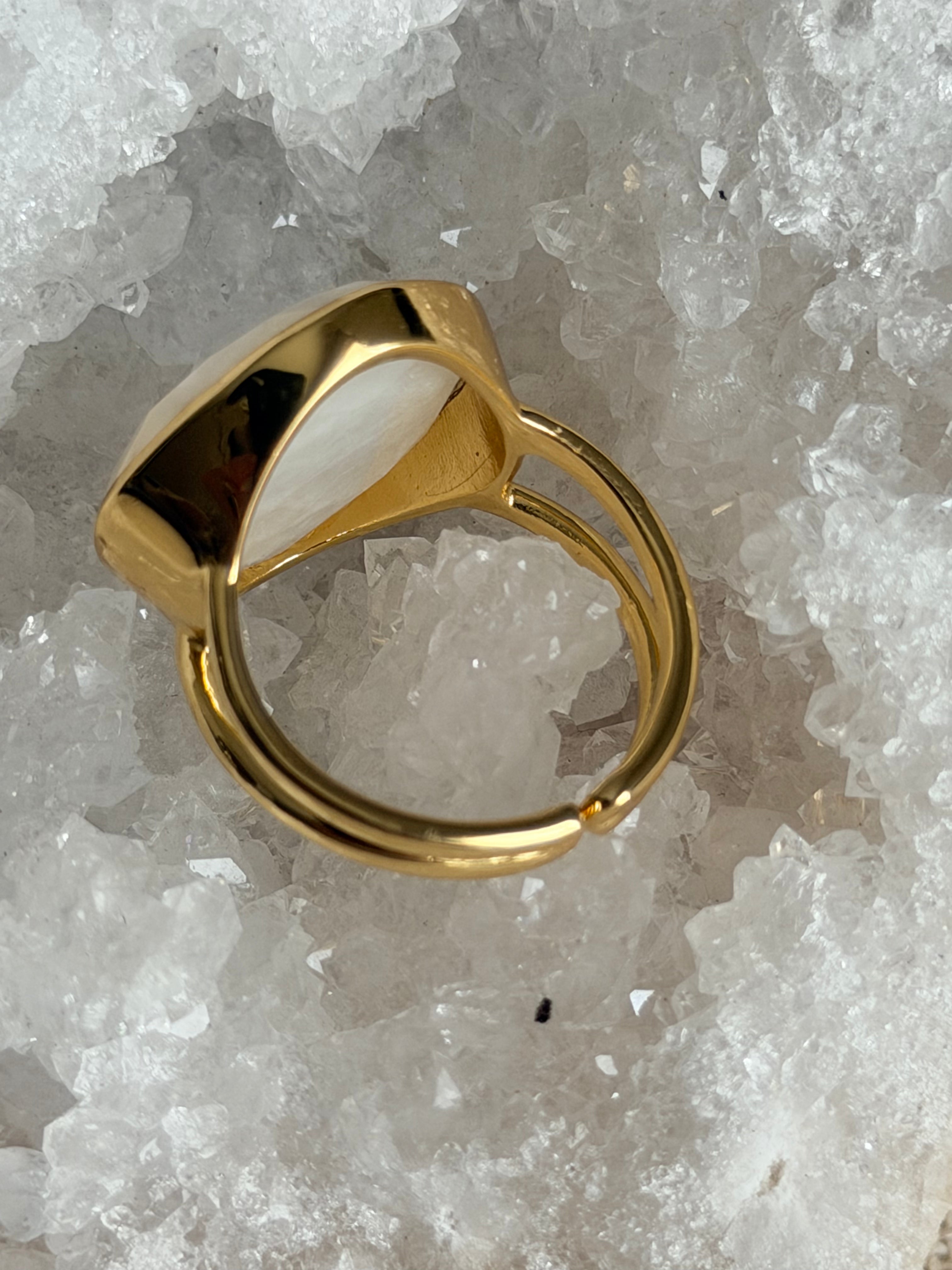 Elegantie-ring met maansteen