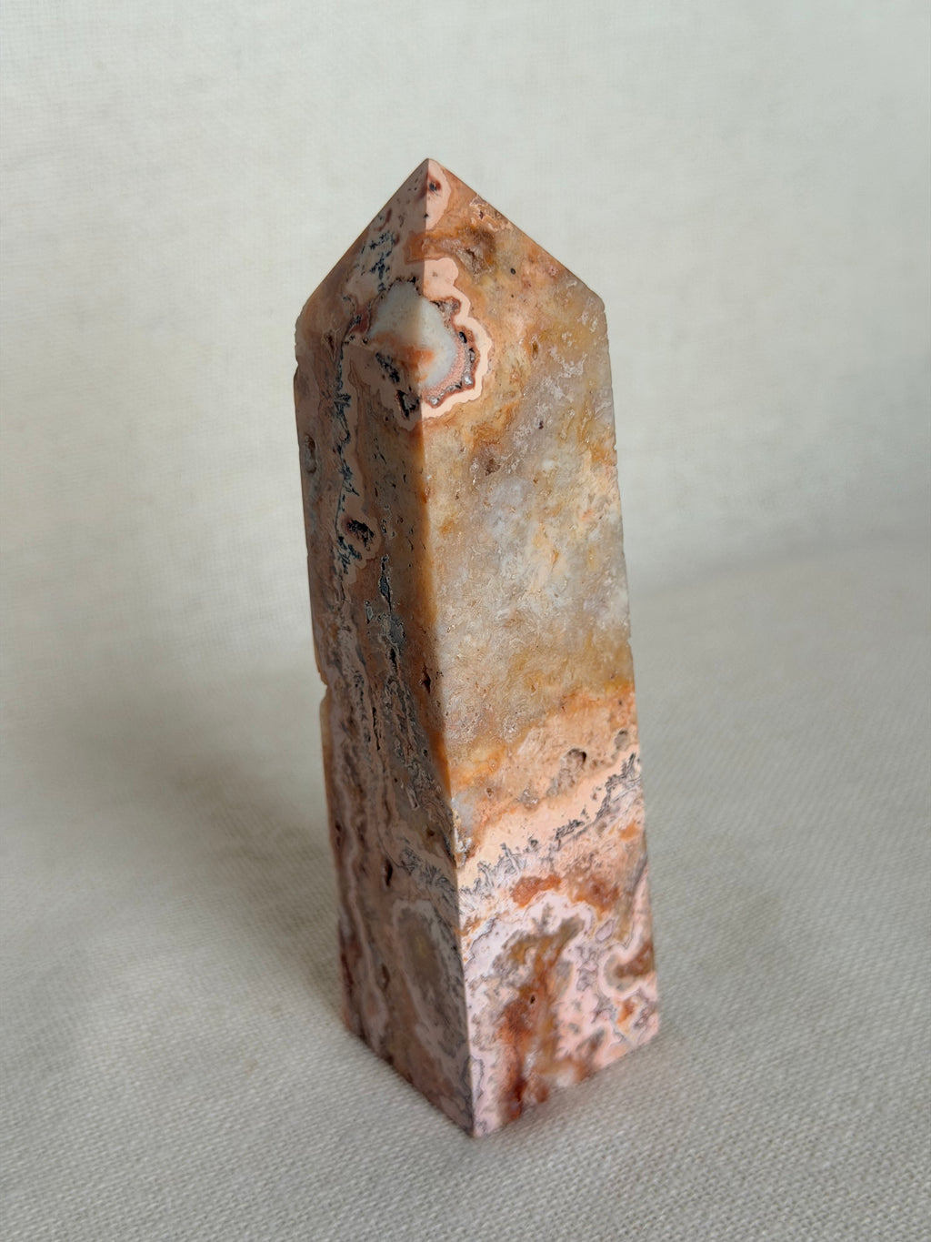Roze Chalcedoon punt