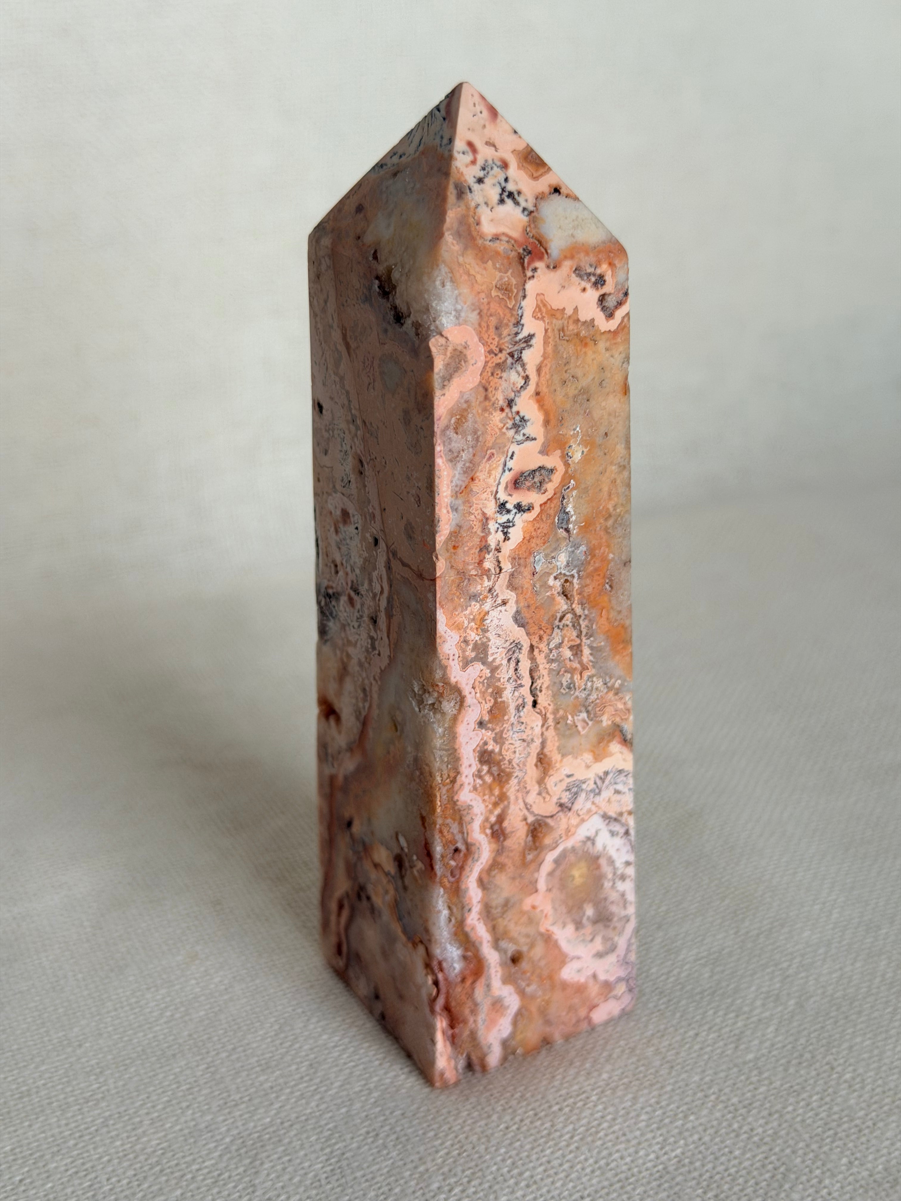 Roze Chalcedoon punt