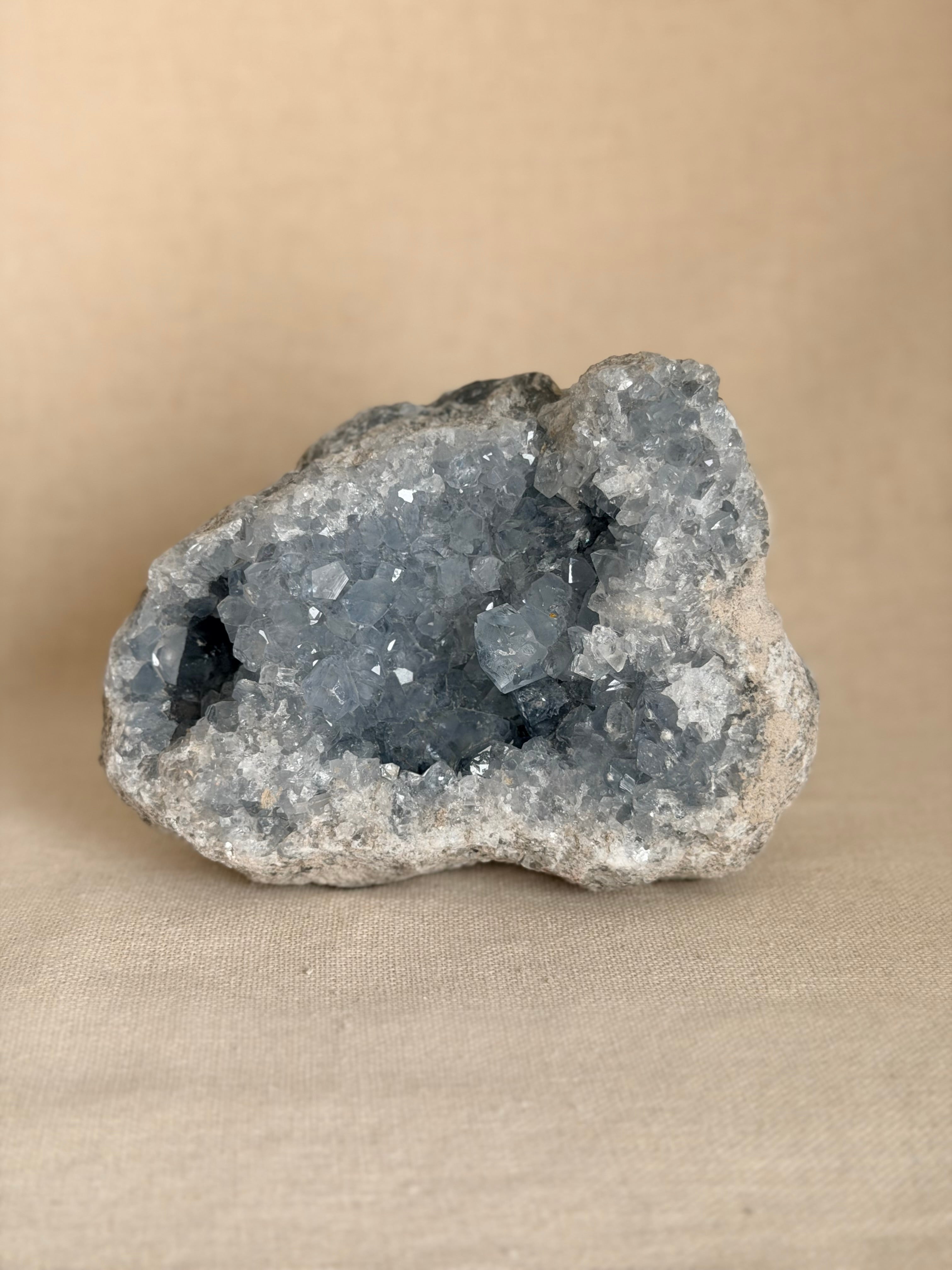 Celestien Geode – Uniek exemplaar