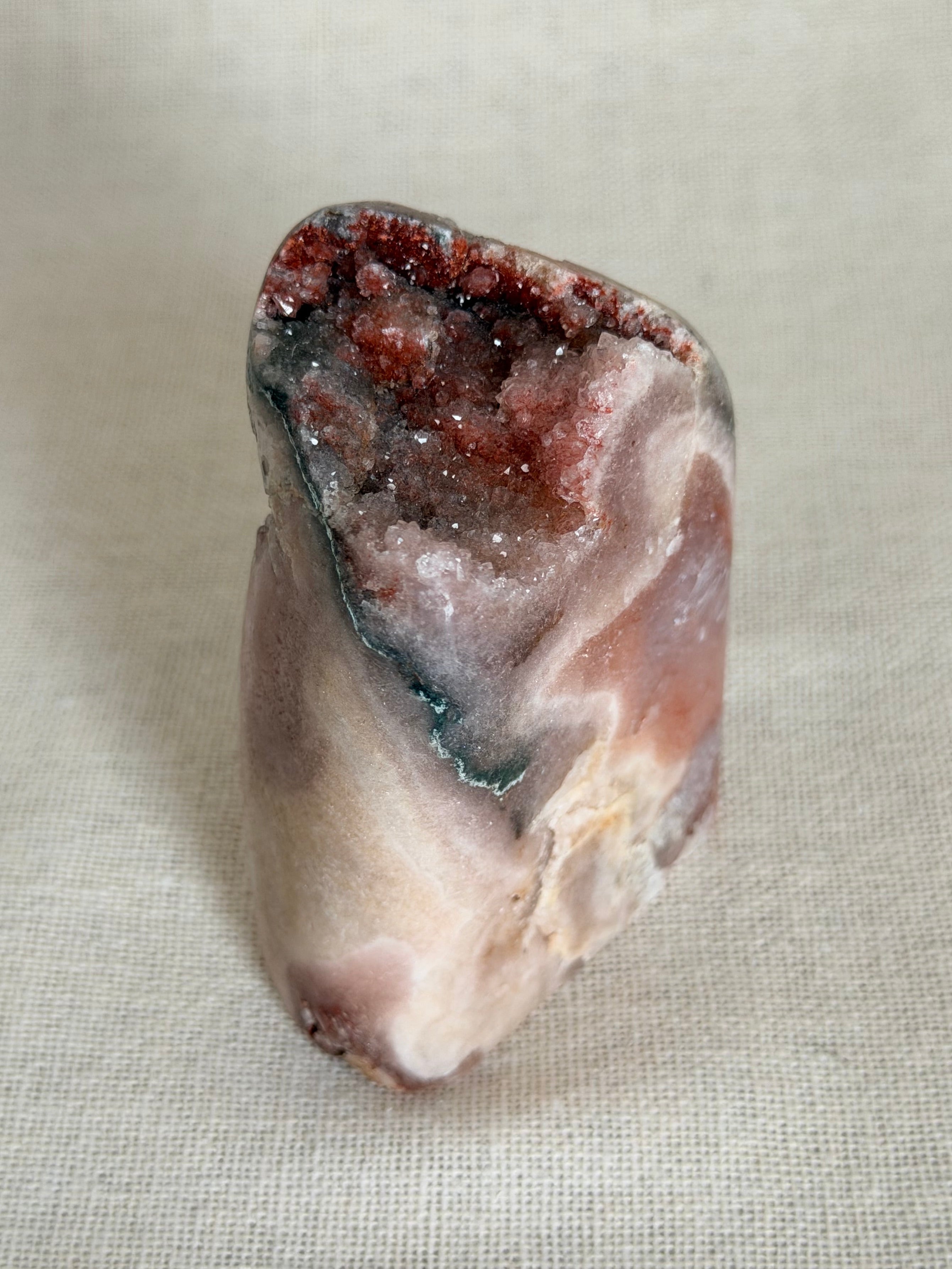 Roze Amethist Geode Freeform – Uniek exemplaar