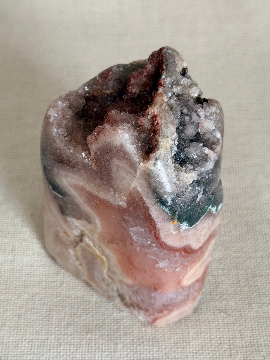 Roze Amethist Geode Freeform – Uniek exemplaar