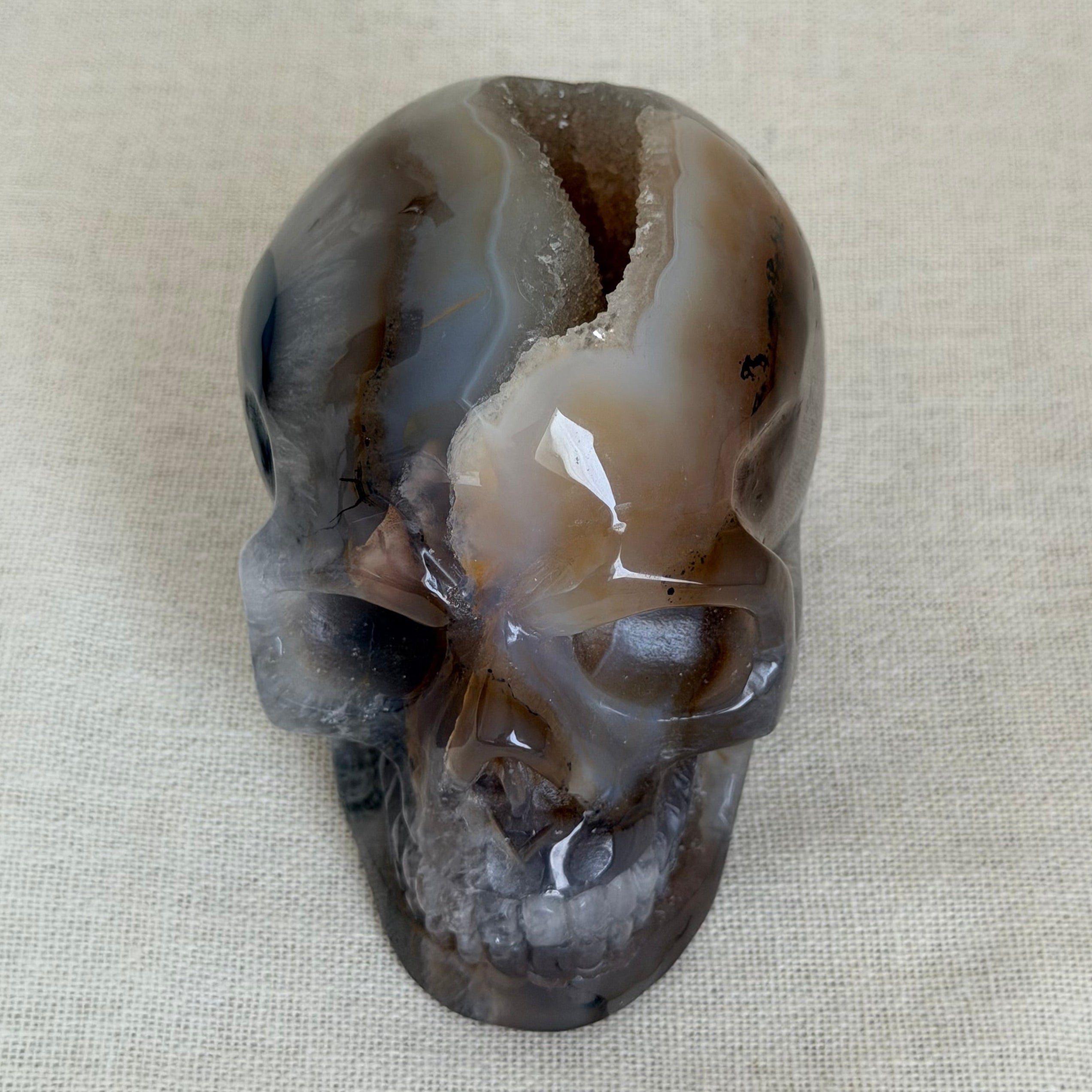 Agaat Schedel met Kwartsgeode – Uniek exemplaar