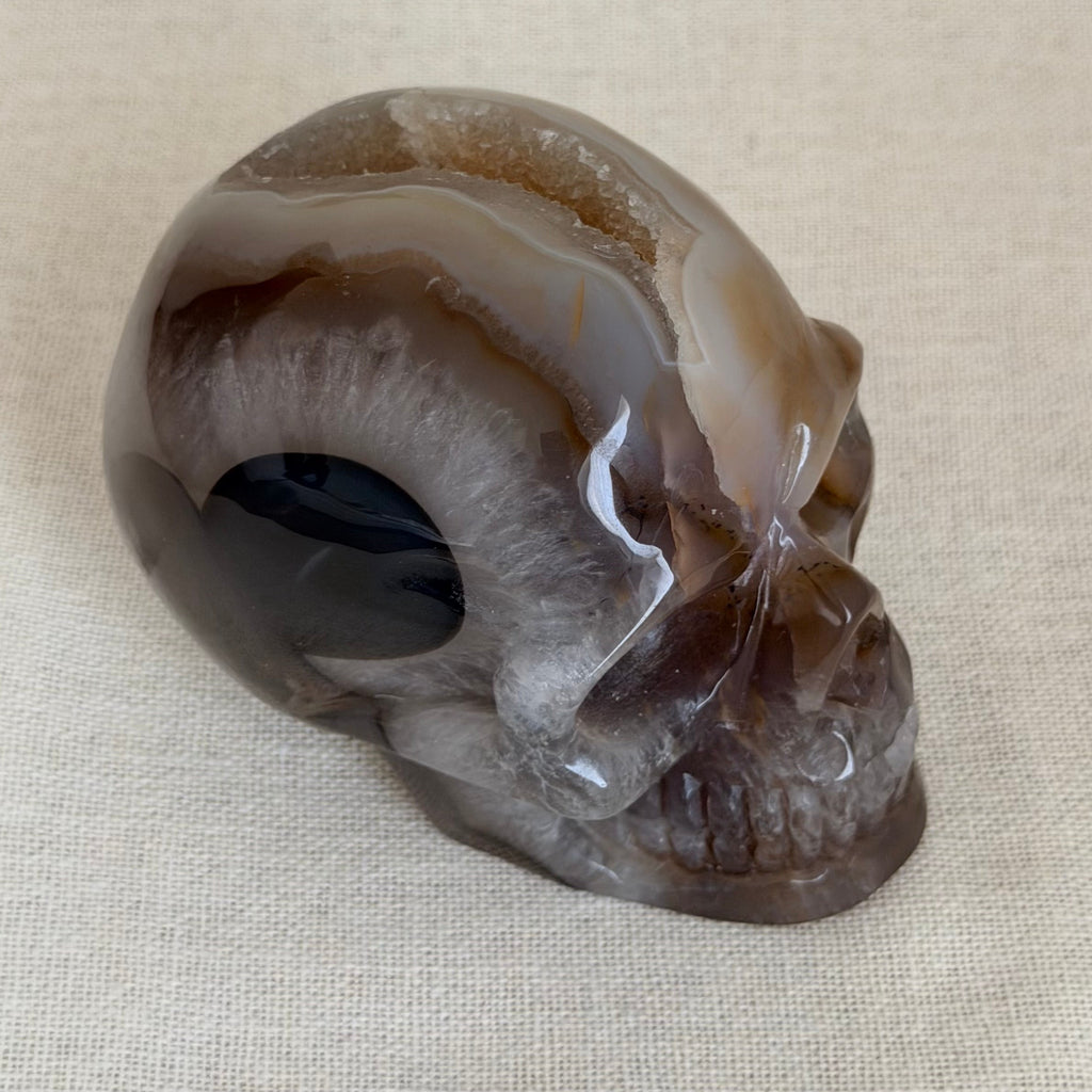 Agaat Schedel met Kwartsgeode – Uniek exemplaar