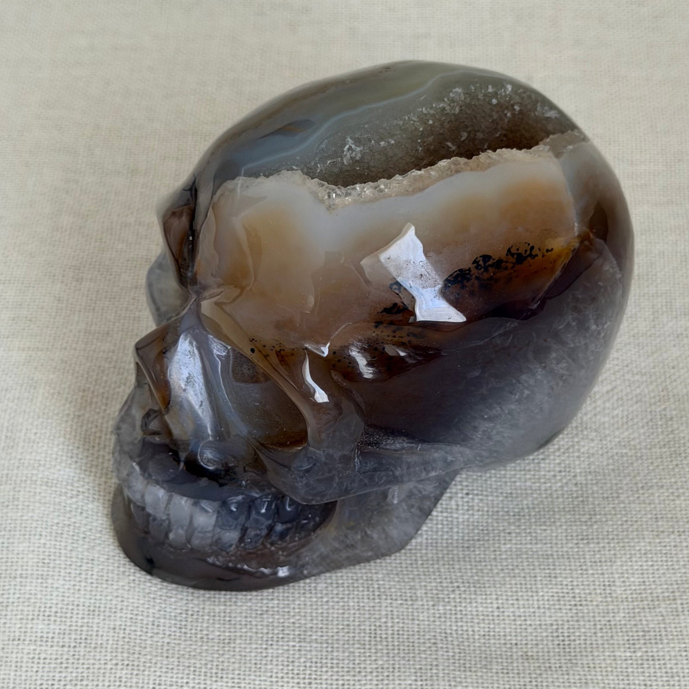 Agaat Schedel met Kwartsgeode – Uniek exemplaar