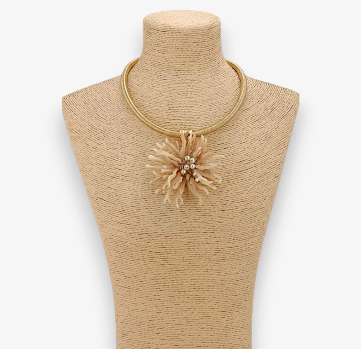 Statementketting met koraalbloem